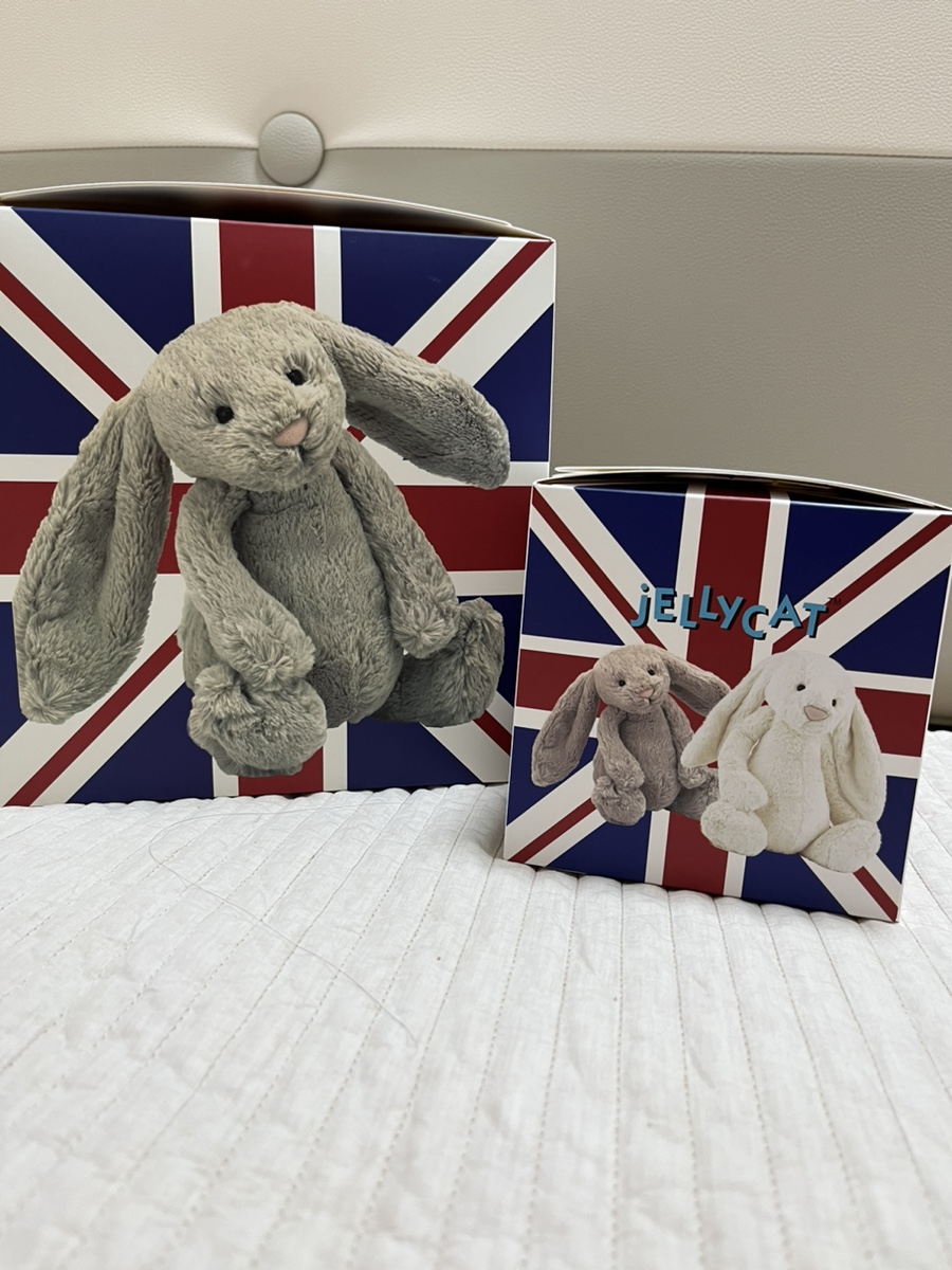 🧸 우리 아기의 첫 애착 인형 선택 가이드 | 젤리캣 M·L 사이즈 후기